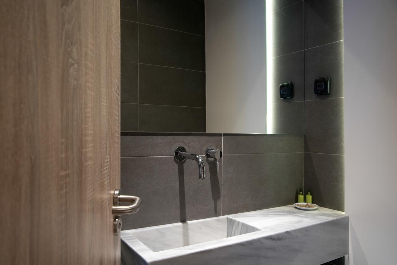 Ad Athens Luxury Rooms & Suites Екстериор снимка